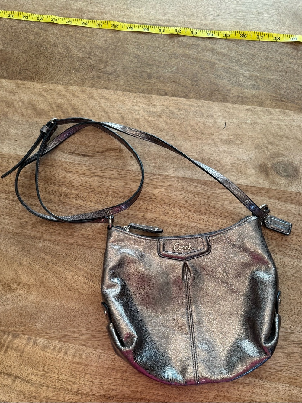 Coach Metallic Silver Leather Crossbody Shoulder Bag Purse Adjustable Strap